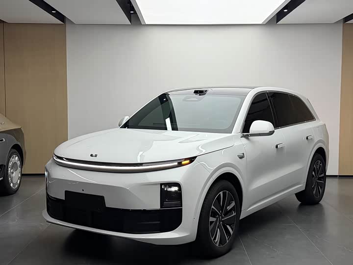LiXiang L6, 2025 — купить в Санкт-Петербурге под ключ