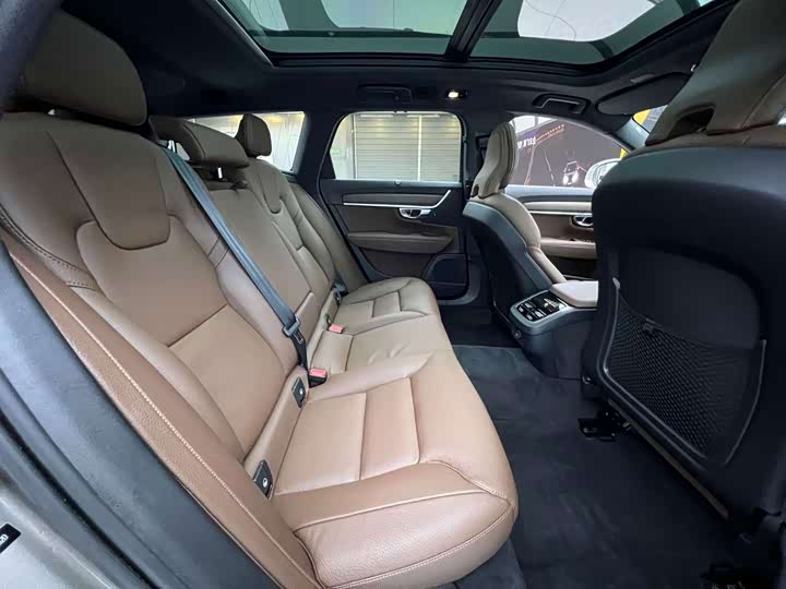 Volvo V90, 2022 — фото 9 из 9