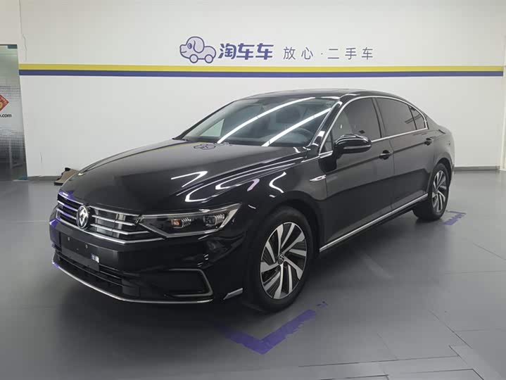 Volkswagen Magotan GTE Hybrid, 2022 — купить в Ульяновске под ключ