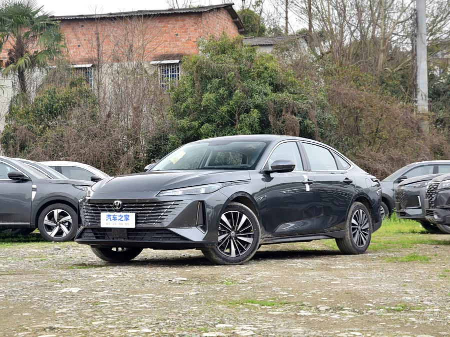 Changan Eado EV, 2026 — купить в Самаре под ключ