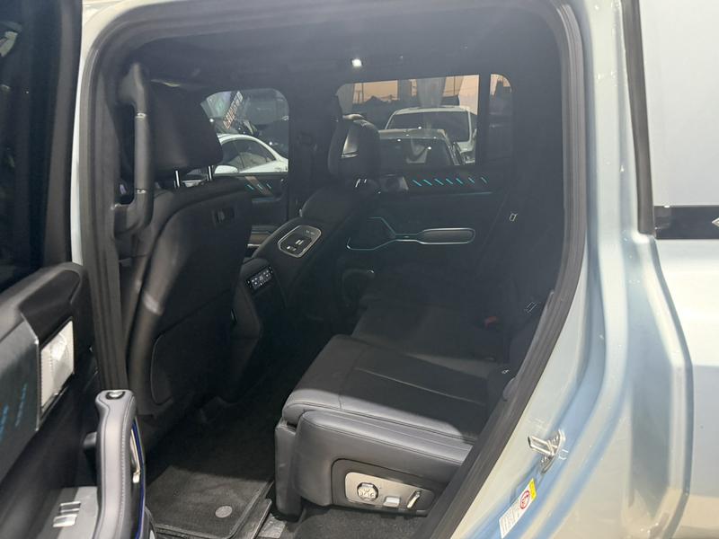 BYD FangChengBao Leopard 8, 2025 — фото 9 из 10