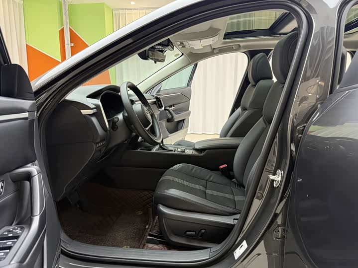 Mazda CX-50, 2023 — фото 4 из 9