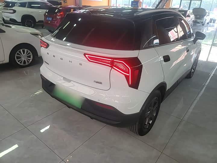 Geely Geometry E Firefly, 2024 — фото 7 из 9
