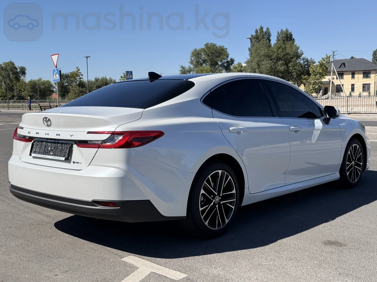 Toyota Camry, 2026 — фото 4 из 12