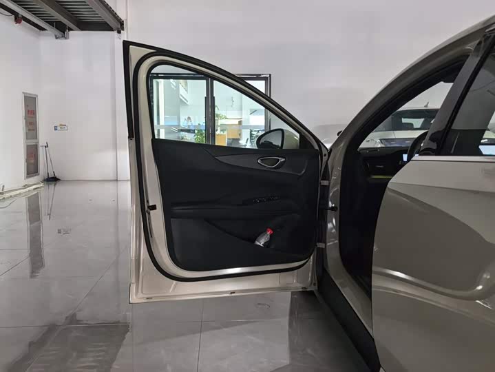 BYD Seal 06 Hybrid/EV, 2025 — фото 7 из 9