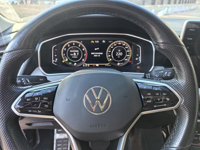 Volkswagen Tayron X, 2022 — фото 8 из 9