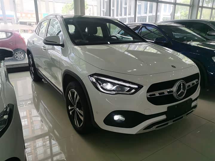 Mercedes-Benz GLA-Class, 2023 — фото 4 из 9