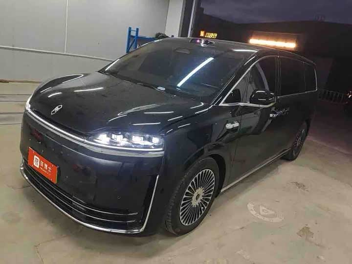 Luxeed V9, 2026 — купить в Белгороде под ключ
