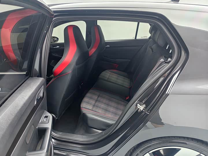 Volkswagen Golf GTI, 2022 — фото 9 из 9