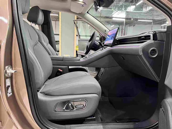 GAC Aion i60, 2025 — фото 6 из 9