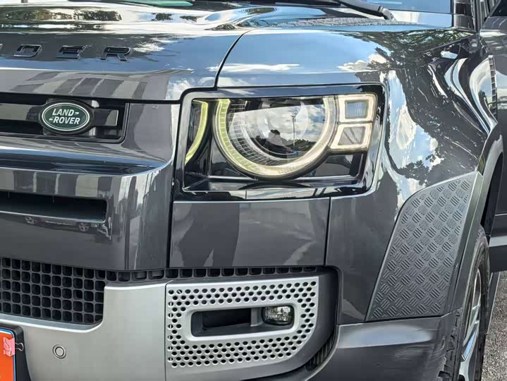 Land Rover Defender, 2023 — фото 4 из 12