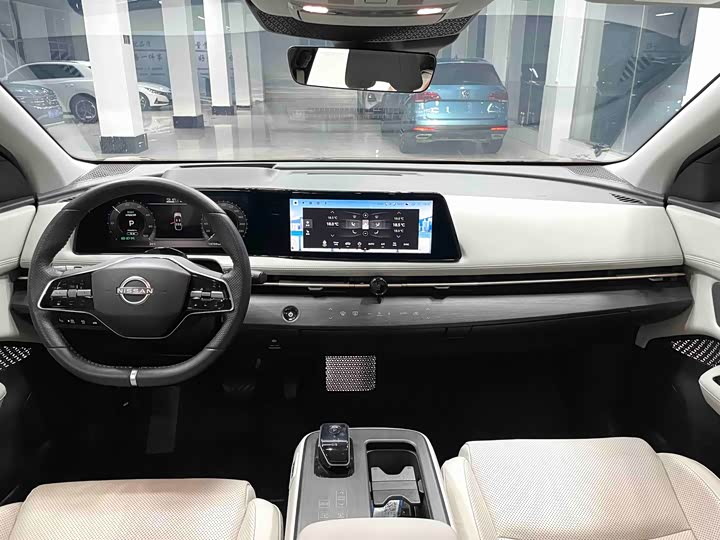 Nissan Ariya EV, 2022 — фото 9 из 9