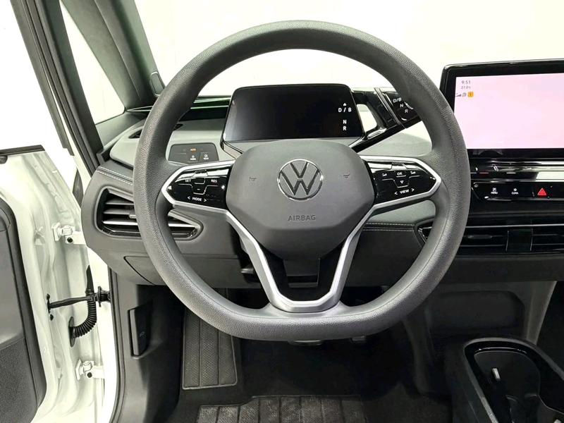 Volkswagen ID.3, 2024 — фото 7 из 10