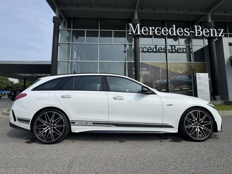 Mercedes-Benz C-Class AMG, 2025 — фото 8 из 12