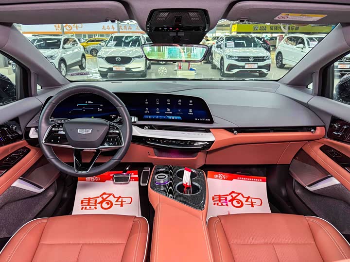 Cadillac Optiq, 2025 — фото 8 из 9