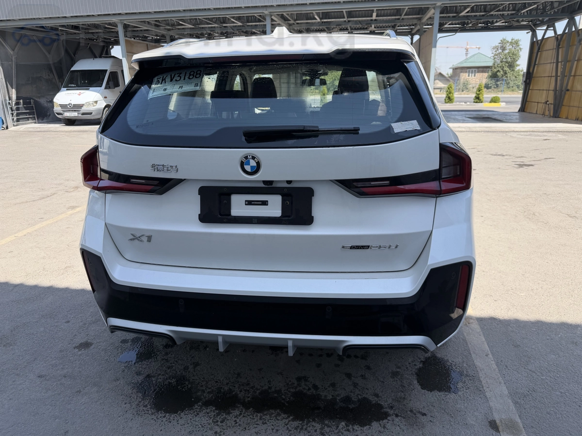 BMW X1, 2025 — фото 4 из 9