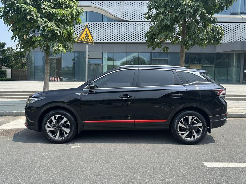 Dongfeng Aeolus AX7, 2022 — фото 4 из 12