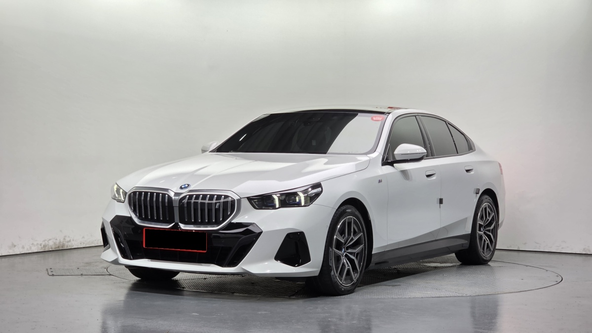 BMW i5, 2025 — купить в Саранске под ключ