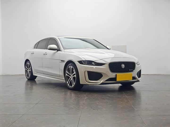Jaguar XE L, 2022 — фото 2 из 9