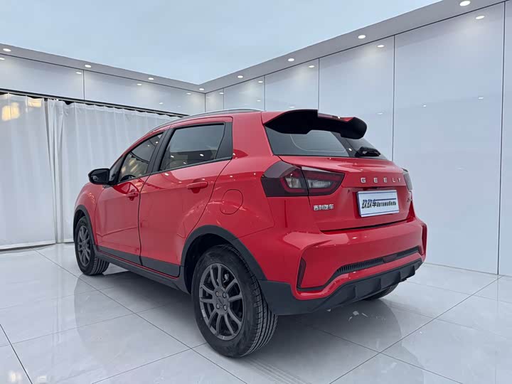 Geely Vision X3, 2021 — фото 6 из 9