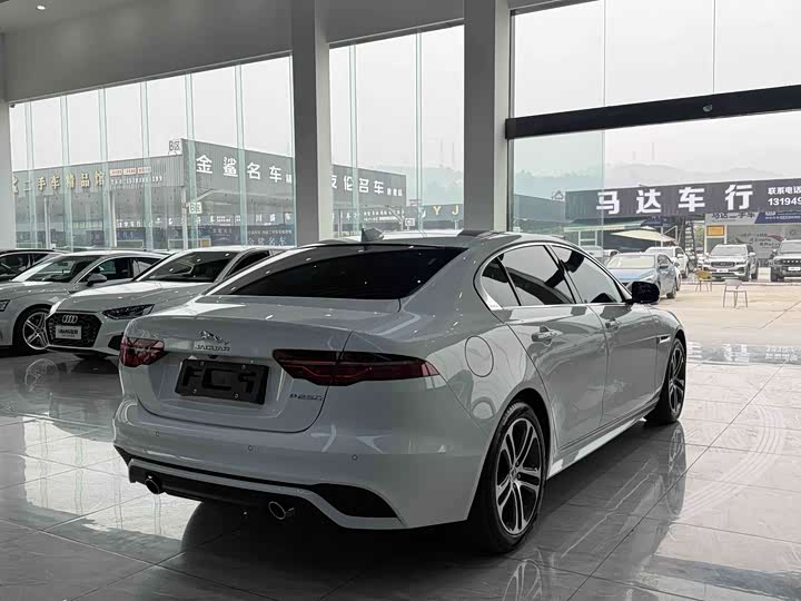 Jaguar XE L, 2024 — фото 4 из 9