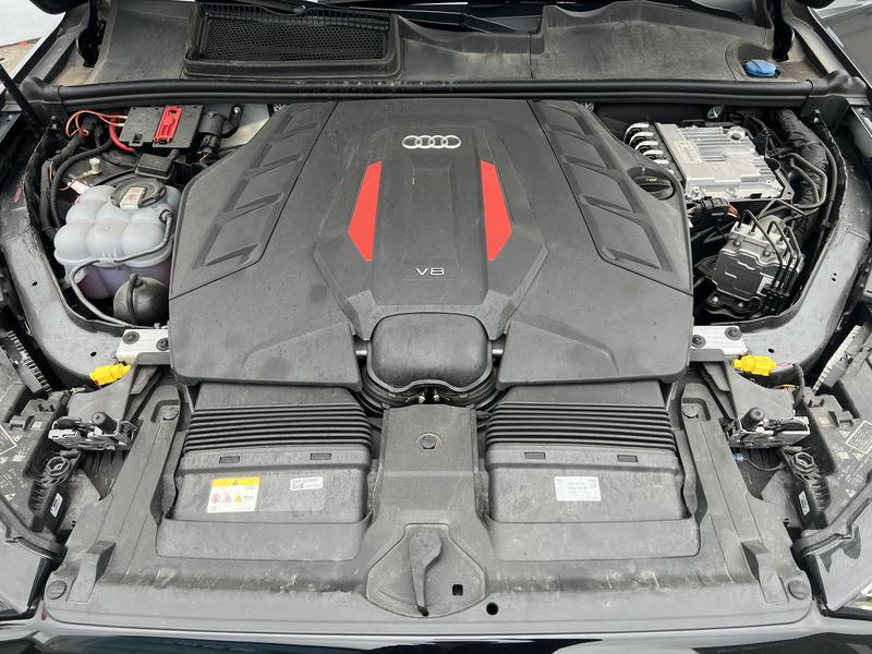 Audi SQ7, 2024 — фото 6 из 11