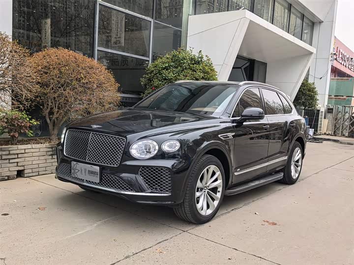 Bentley Bentayga, 2022 — купить в Нижнем Новгороде под ключ