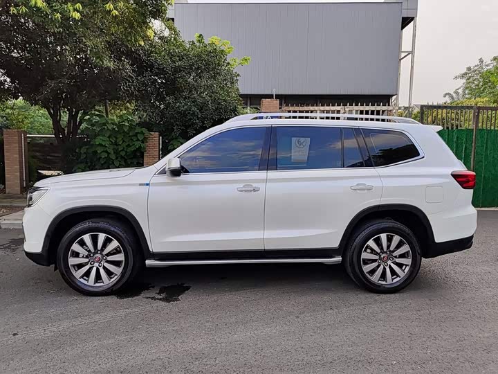 Roewe RX8, 2022 — фото 3 из 9