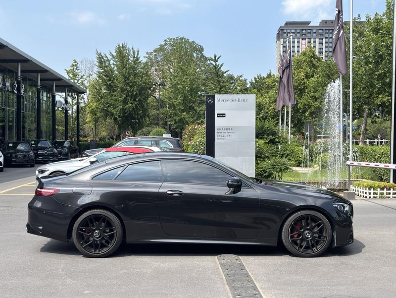 Mercedes-Benz E-Class, 2023 — фото 7 из 12