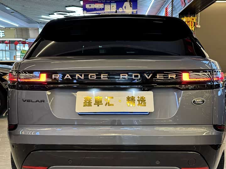 Land Rover Range Rover Velar, 2023 — фото 6 из 9