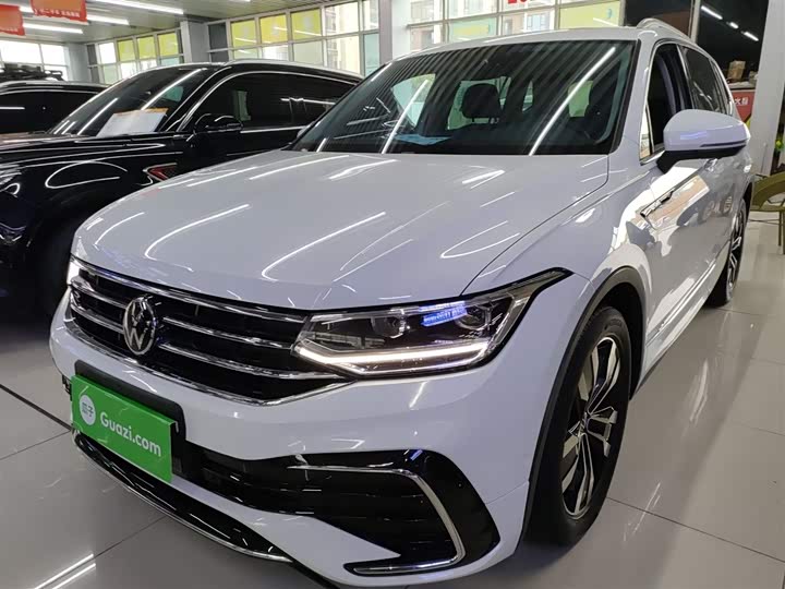 Volkswagen Tiguan L Pro, 2024 — фото 2 из 9