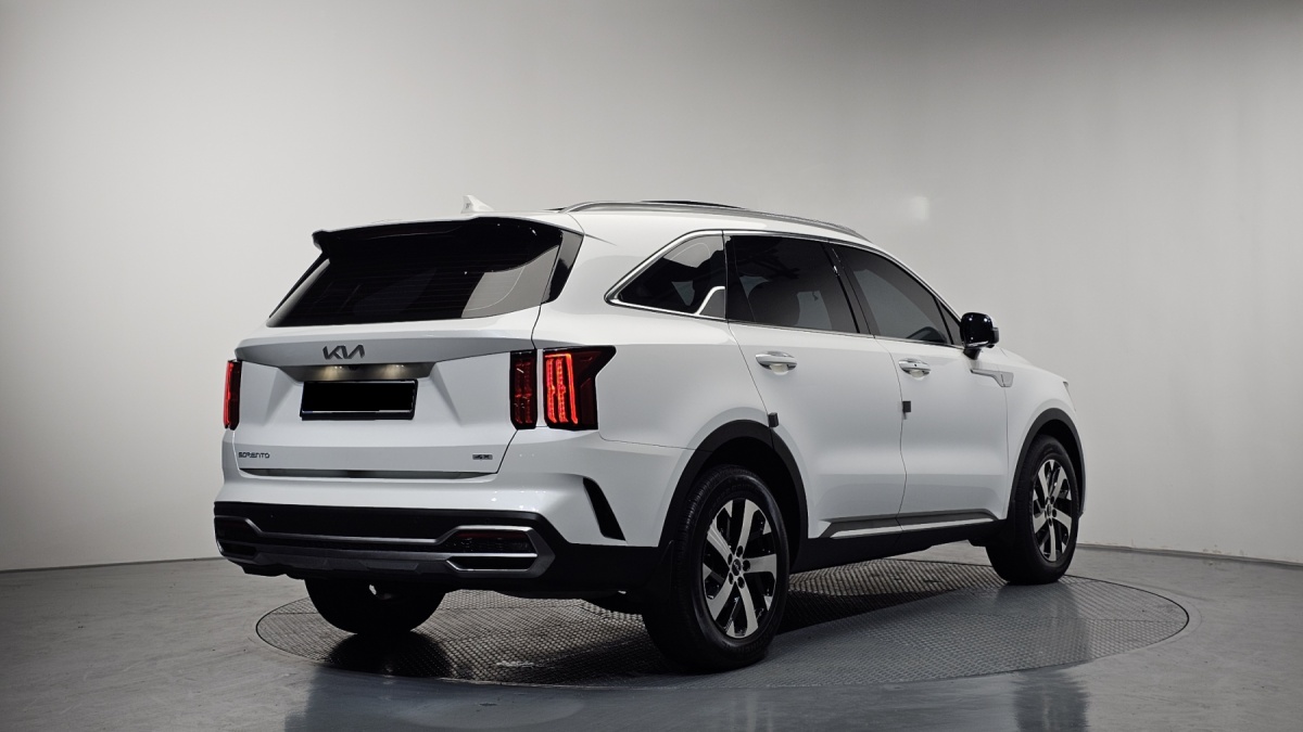 Kia Sorento, 2022 — фото 2 из 12