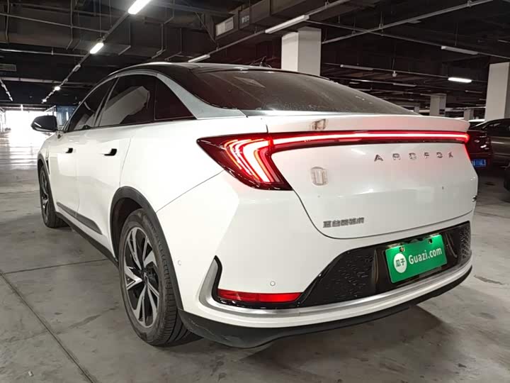BAIC Arcfox Alpha S, 2022 — фото 5 из 9