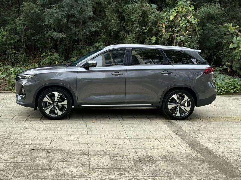 Changan X7 Plus, 2023 — фото 3 из 9