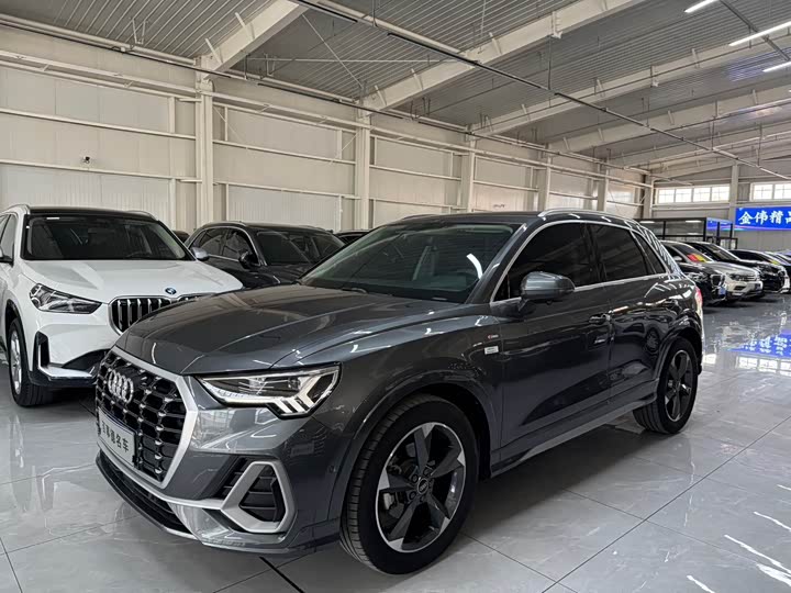 Audi Q3, 2022 — купить в Белгороде под ключ