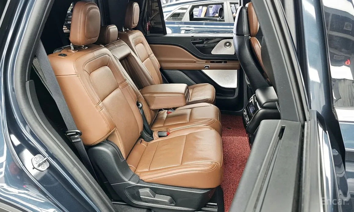Lincoln Aviator, 2023 — фото 12 из 12