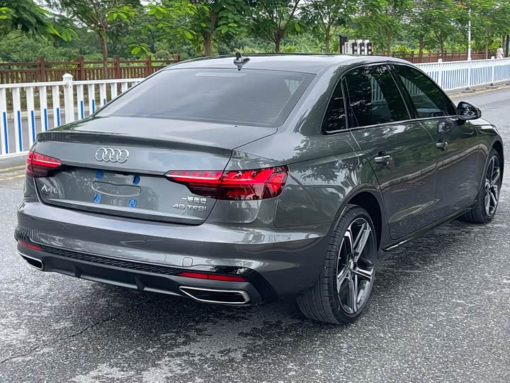 Audi A4L, 2025 — фото 6 из 9