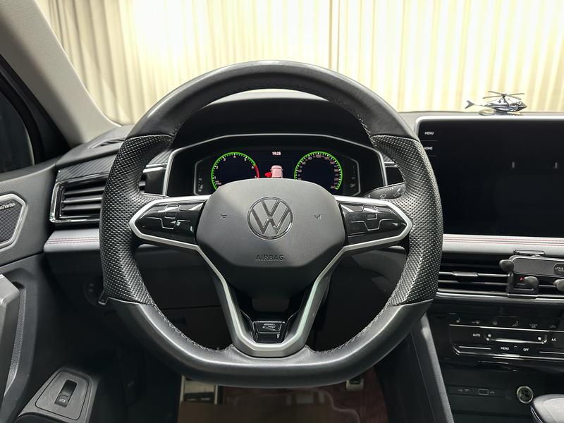 Volkswagen Tiguan X, 2022 — фото 10 из 12