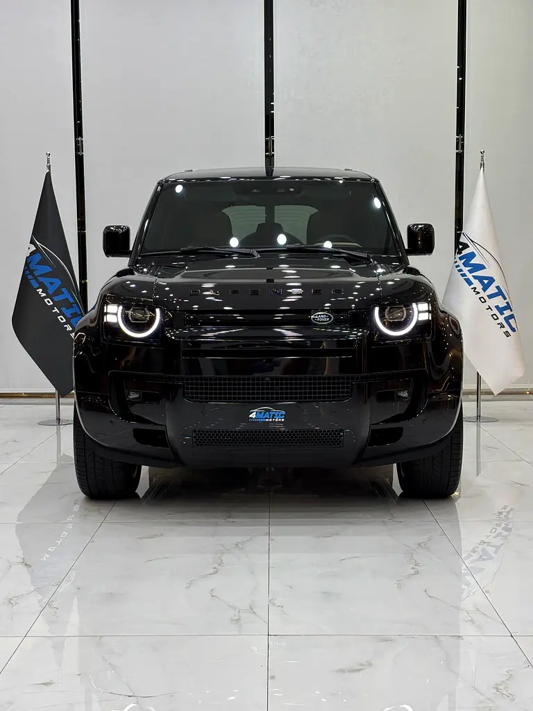 Land Rover Defender, 2026