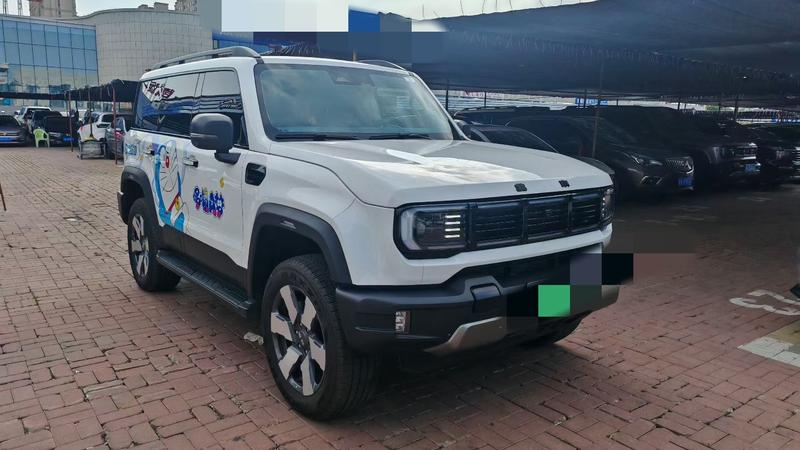 BAIC Beijing BJ40 Hybrid, 2025 — фото 3 из 10