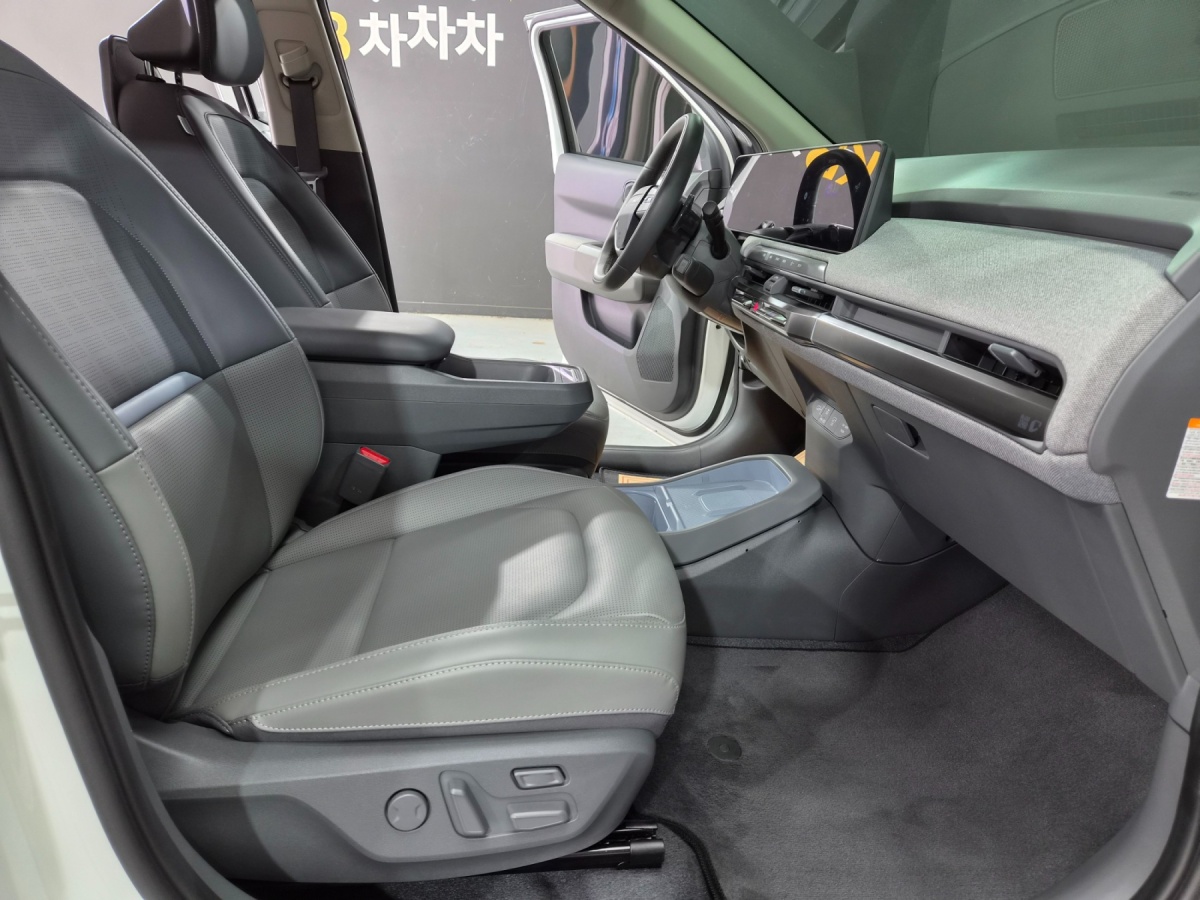 Kia EV3, 2025 — фото 8 из 12