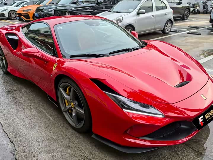 Ferrari F8, 2022 — фото 2 из 7