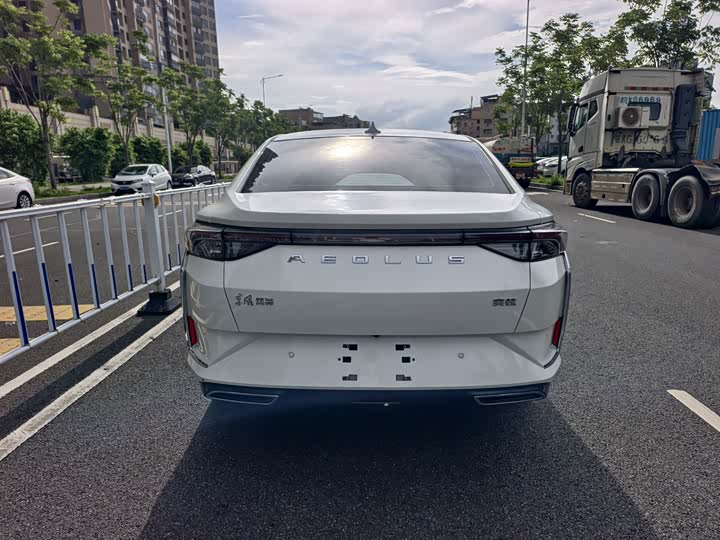 Dongfeng Aeolus Yixuan, 2024 — фото 8 из 9