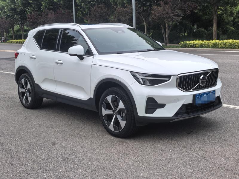 Volvo XC40, 2022 — фото 3 из 12