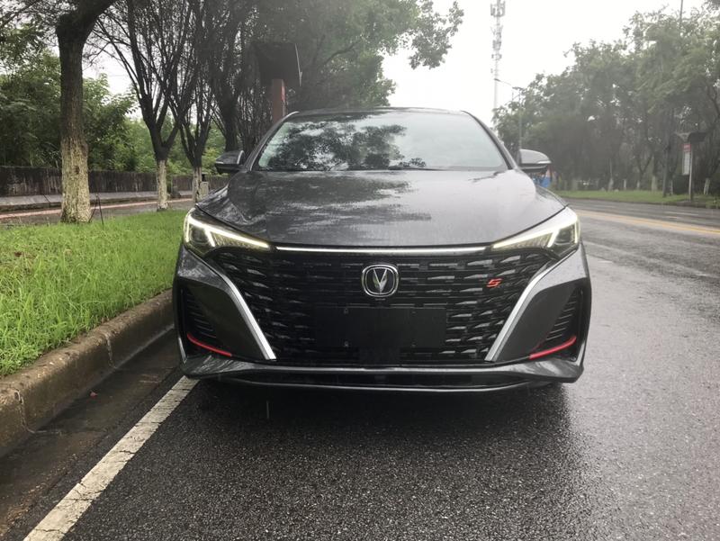 Changan Eado Plus, 2022 — фото 2 из 10