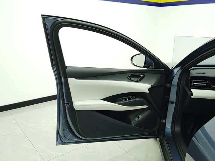 BYD Seal 06 Hybrid/EV, 2024 — фото 7 из 9