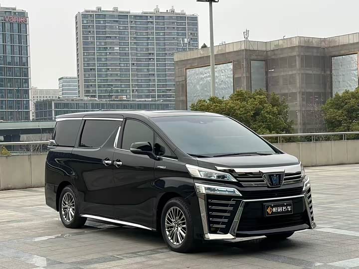 Toyota Vellfire, 2022 — фото 3 из 9