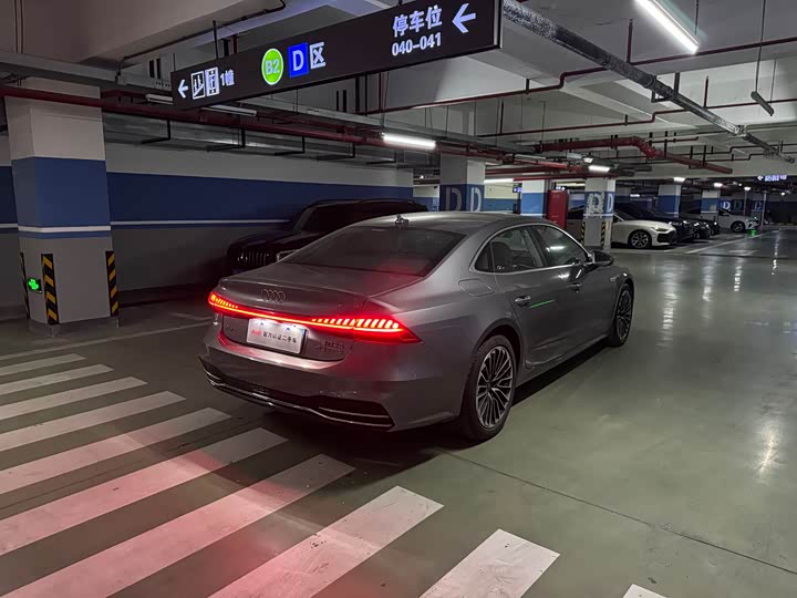 Audi A7L, 2024 — фото 6 из 9