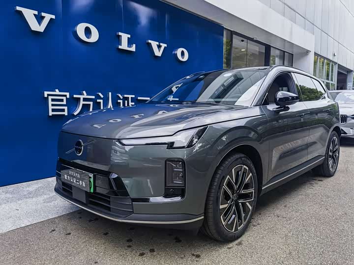 Volvo XC70 Hybrid, 2025 — купить в Санкт-Петербурге под ключ