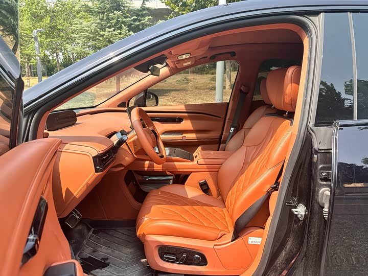 GAC Hyptec HT, 2025 — фото 4 из 9